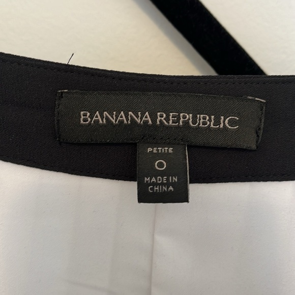 Pleated  Skirt - Banana Republic- 0 Petite - Picture 4 of 4